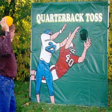 FOOTBALLTOSS